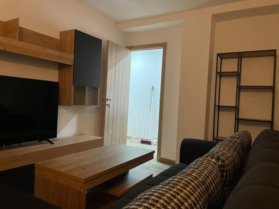 Adoracte 4 Mieres Apartamentos Екстериор снимка