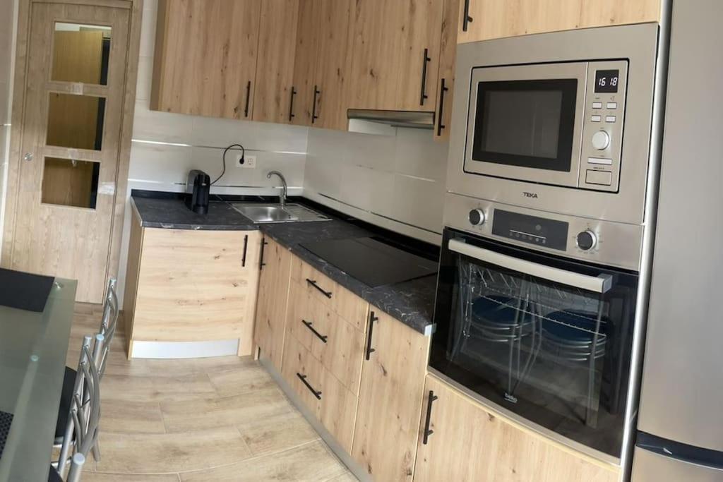 Adoracte 4 Mieres Apartamentos Екстериор снимка